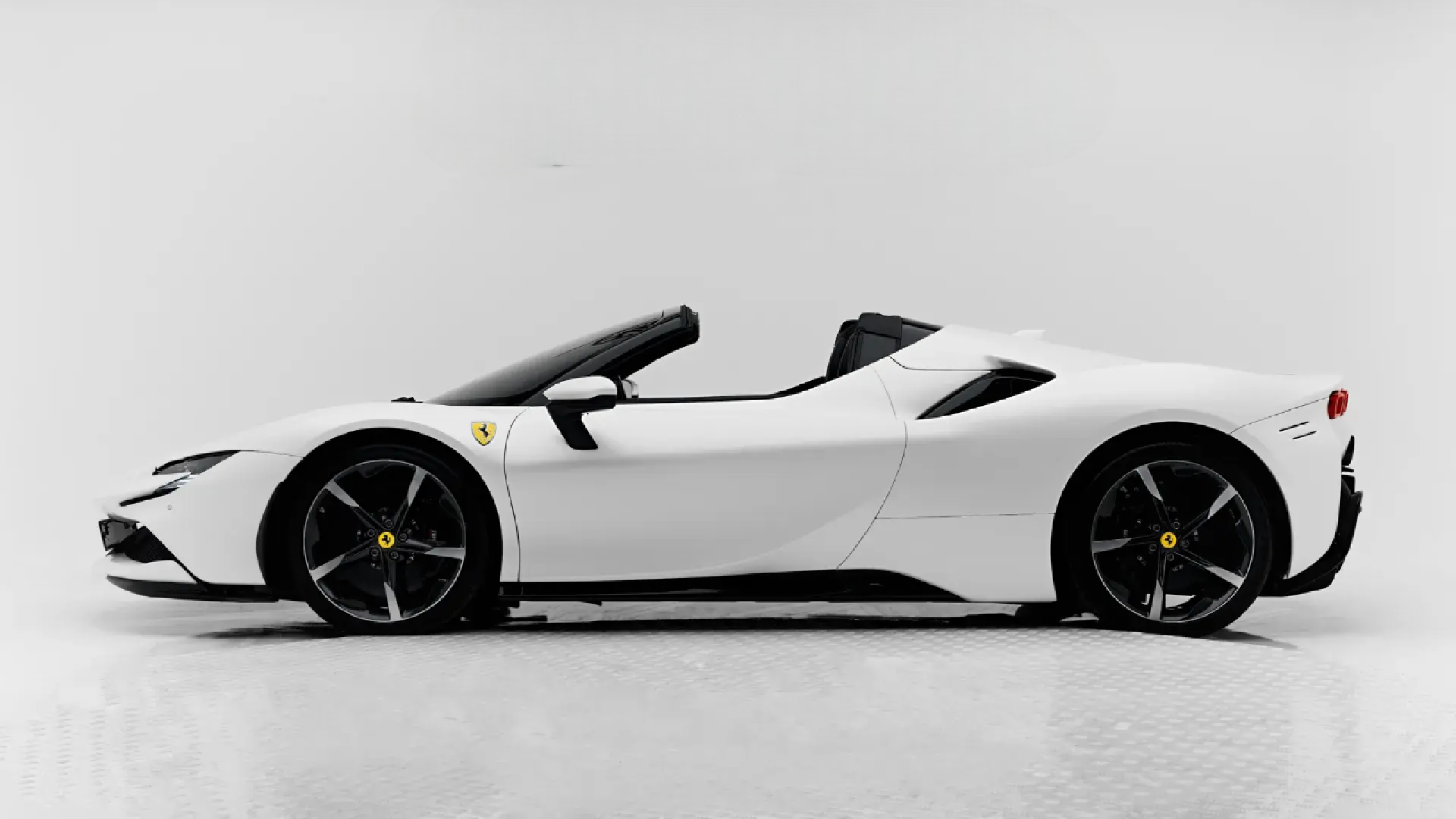 Ferrari SF90 Spider